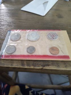 1969 P and D mint set