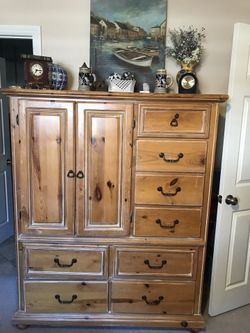 Complete bedroom set with mattress