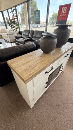 TV STAND WITH FIREPLACE