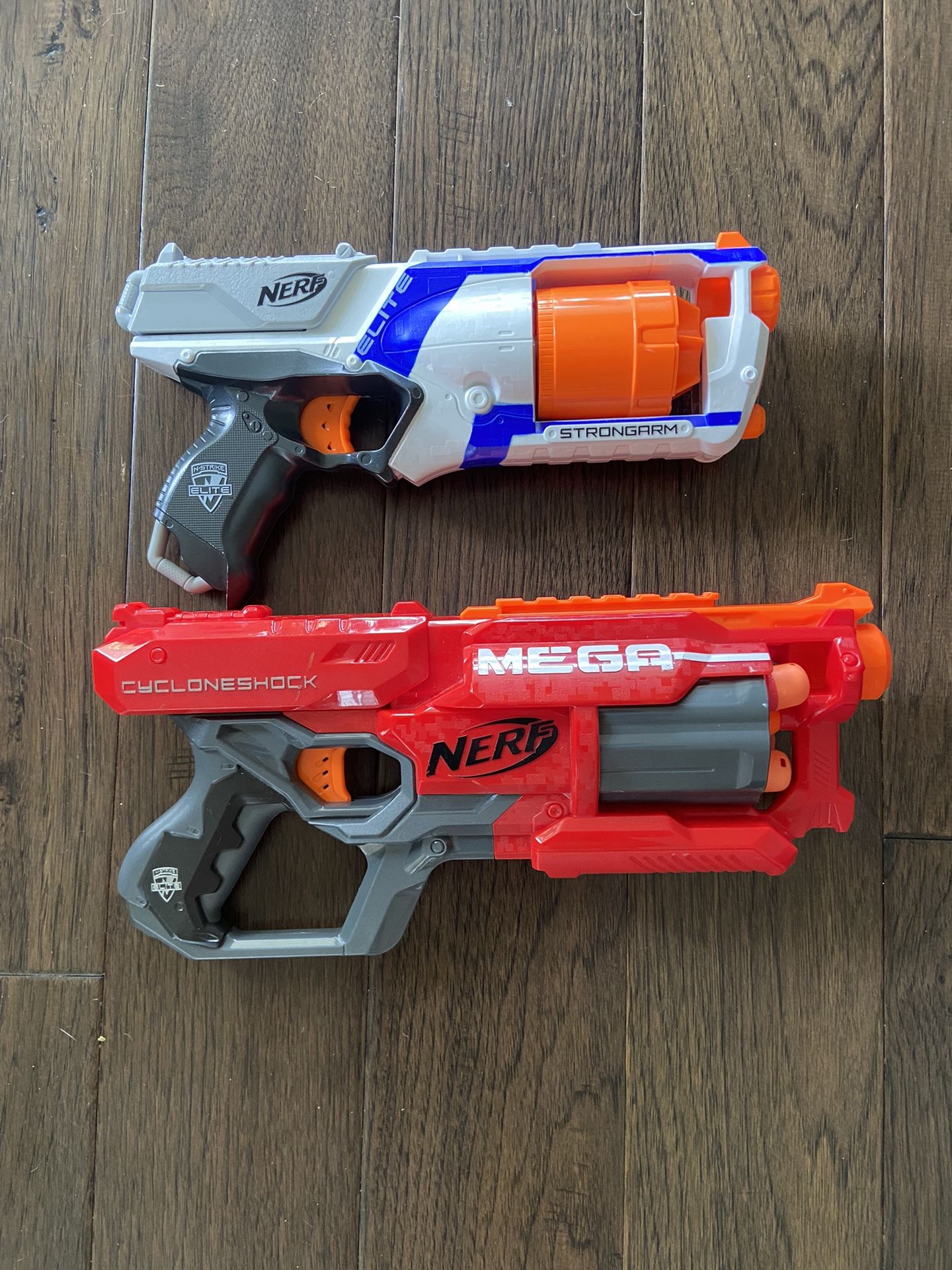 Nerf guns Elite Cycloneshock Mega and Strongarm