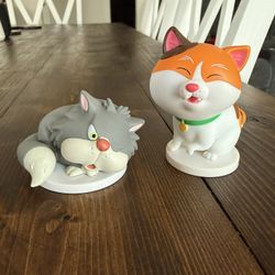 Disney Cat Figures