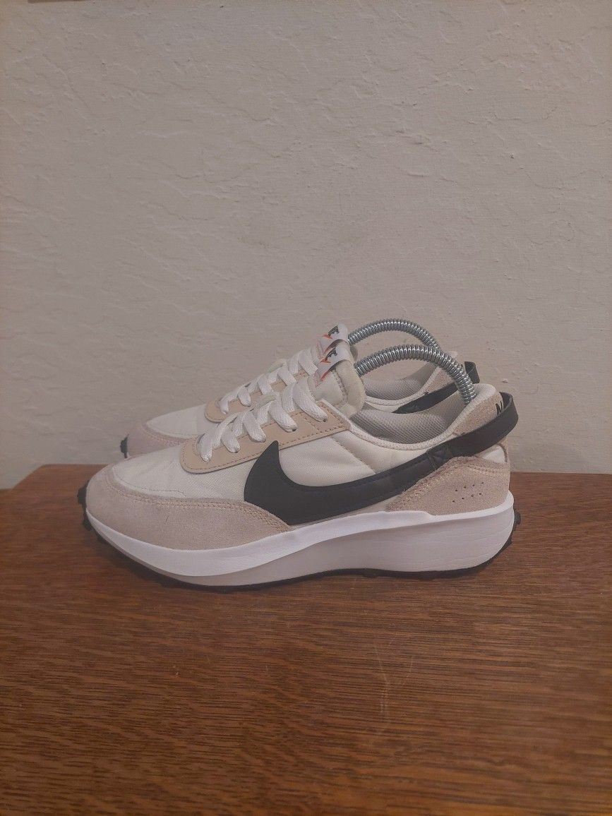 Nike Waffle Debut "Sanddrift/Black/White" Athletic Shoes
Women's Size 7.5