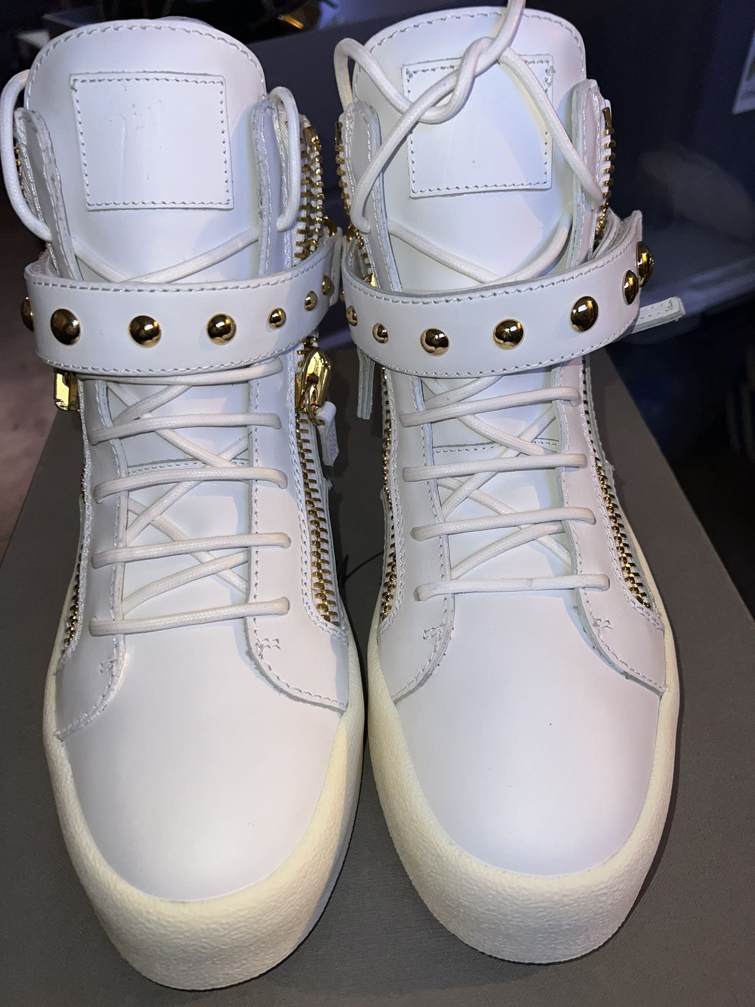 Giuseppe Zanotti Hi-Top White/ Gold “Blanco”Sneakers. RETAIL PRICE $950