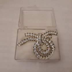 Vintage Brooch