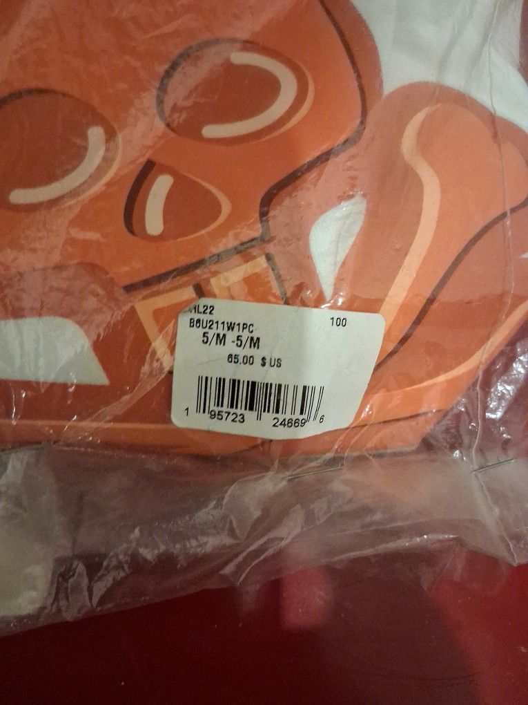 Cycle bunny t shirt brand new pick up only