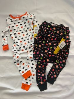NEW girls size 5 Halloween pajamas