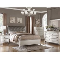 Beautiful Contemporary King size Complete Bedroom Set. Mattress Sold Separately 
