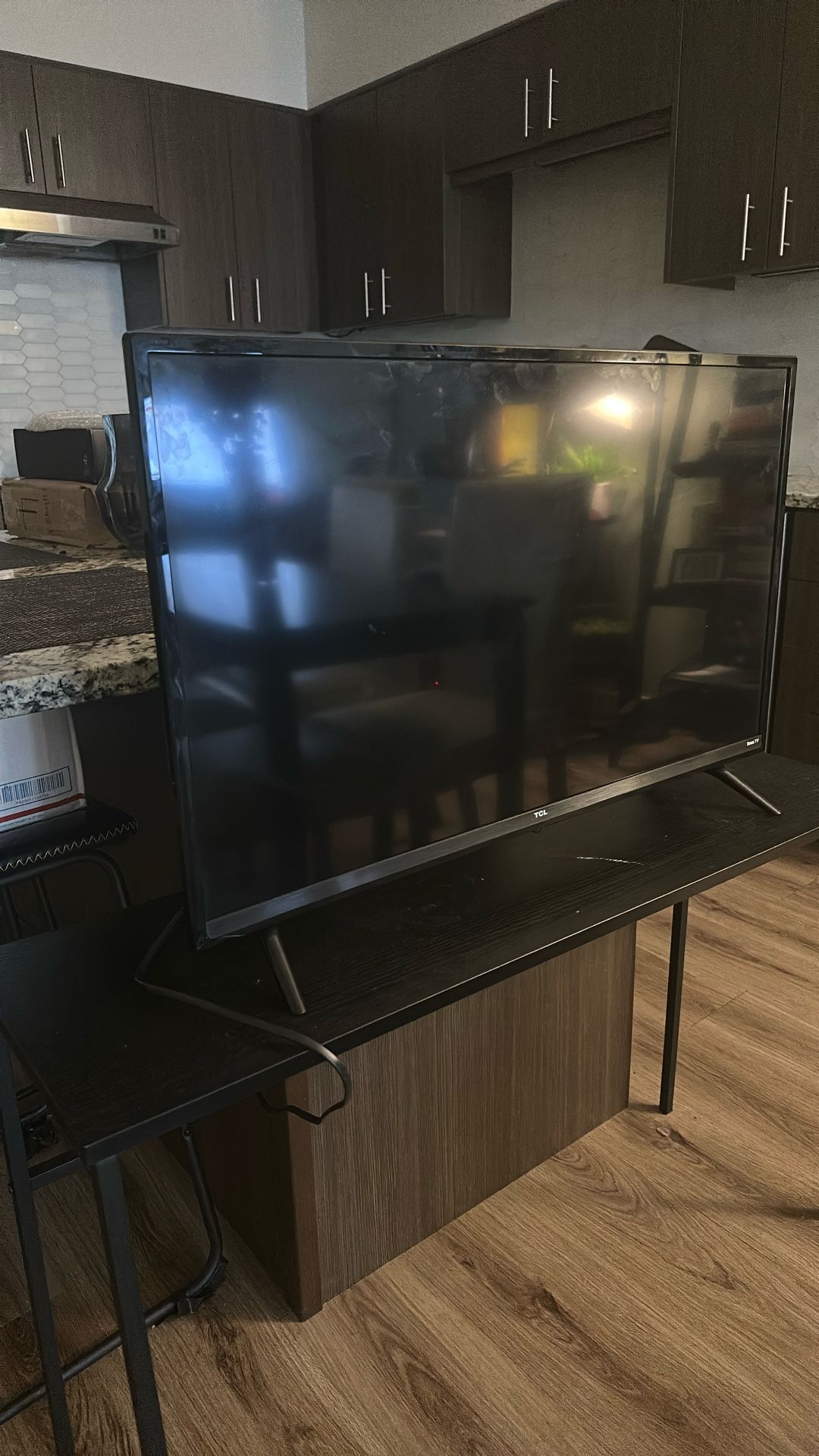 TCL 32”