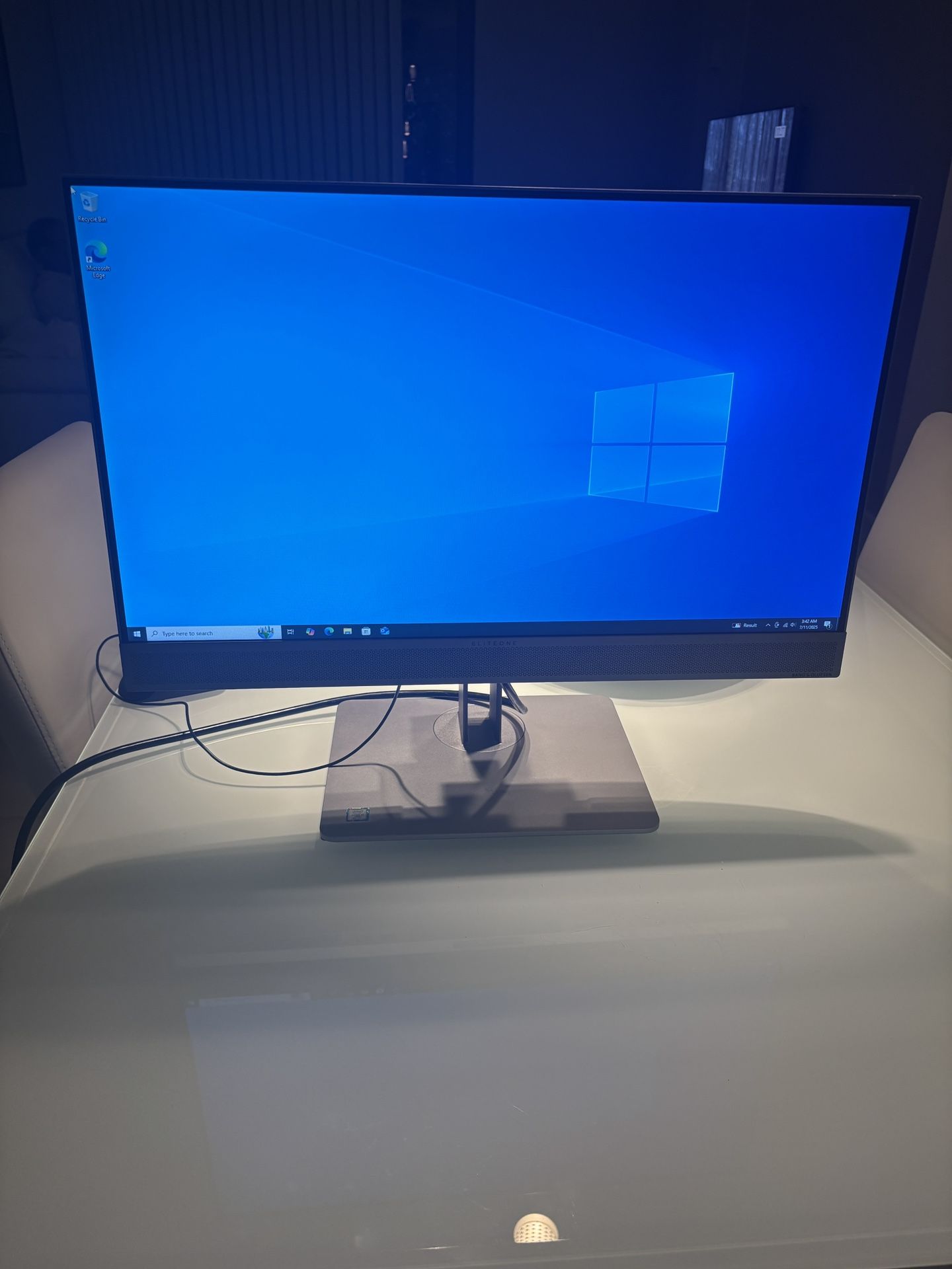 HP EliteOne 800 G4 24 inch AIO desktop computer