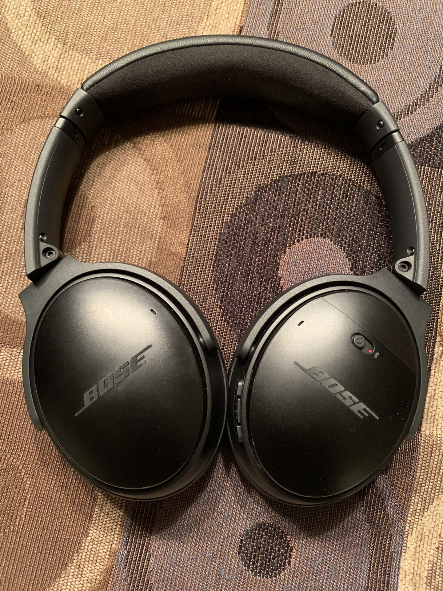 Bose QC 35 Bluetooth noise canceling