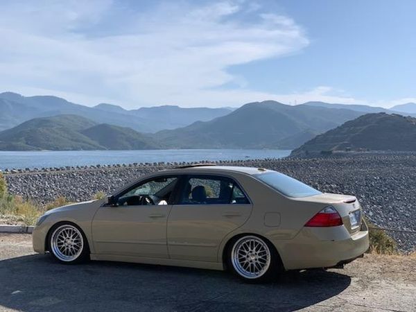 2006 honda accord 3.0 v6 6 speed for Sale in Hesperia, CA - OfferUp