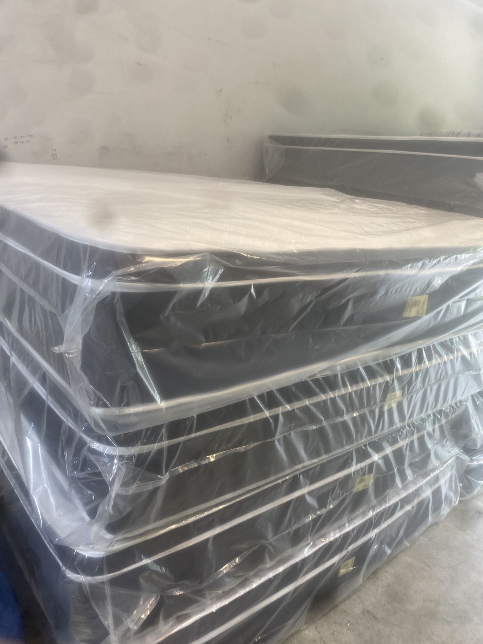 Queen Pillowtop Set New In Plastic Free Delivery In Atlanta