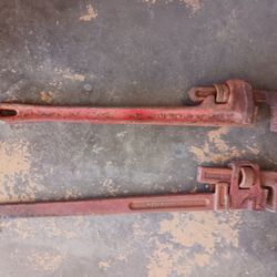 2 Pipe Wrenches 24 In Long