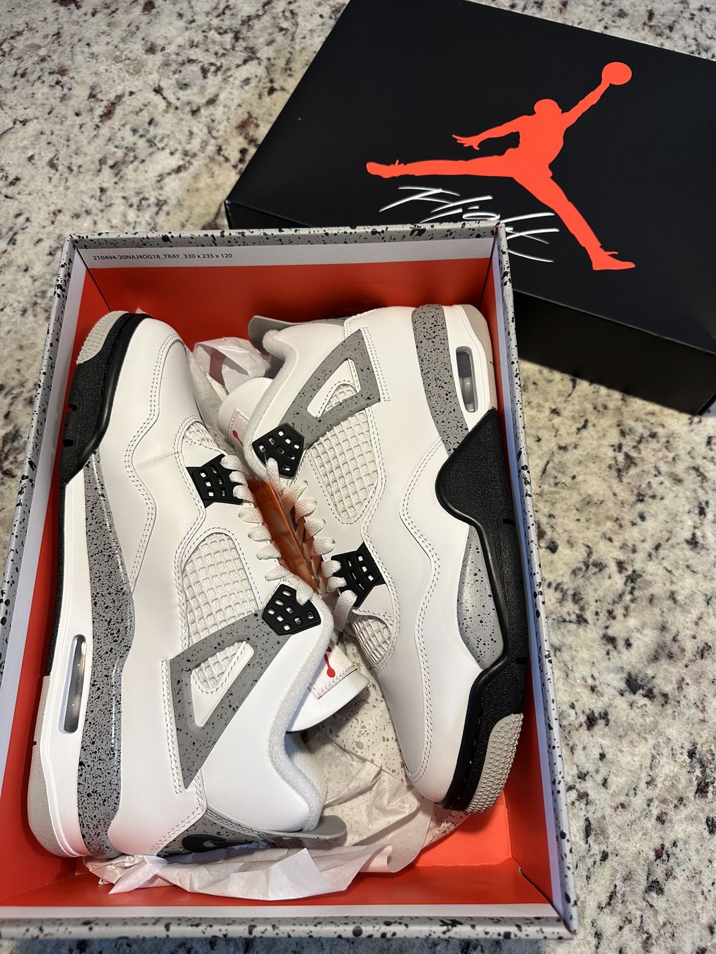 JORDAN 4 WHITE CEMENT SIZE 10, 10.5, 11 MEN (BRAND NEW 100% AUTHENTIC)