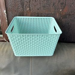 Cute Little Plastic Basket.  14” x 11.5” x 8.5”H.  