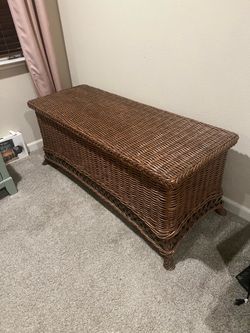 Large Wicker Storage Chest Trunk