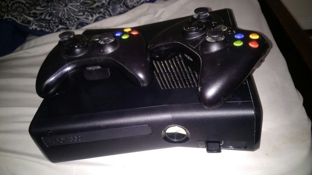 Xbox 360 slim