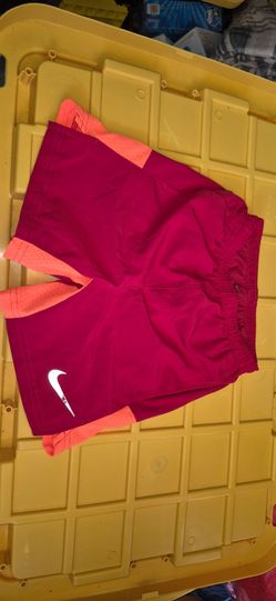 Nike boys shorts size 7