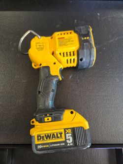 Dewalt 20V LED Work light with battery