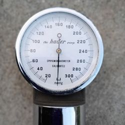 Vintage Blood Pressure Gauge Hader Group 