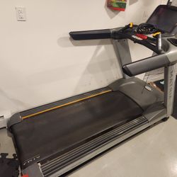 T7xe treadmill clearance