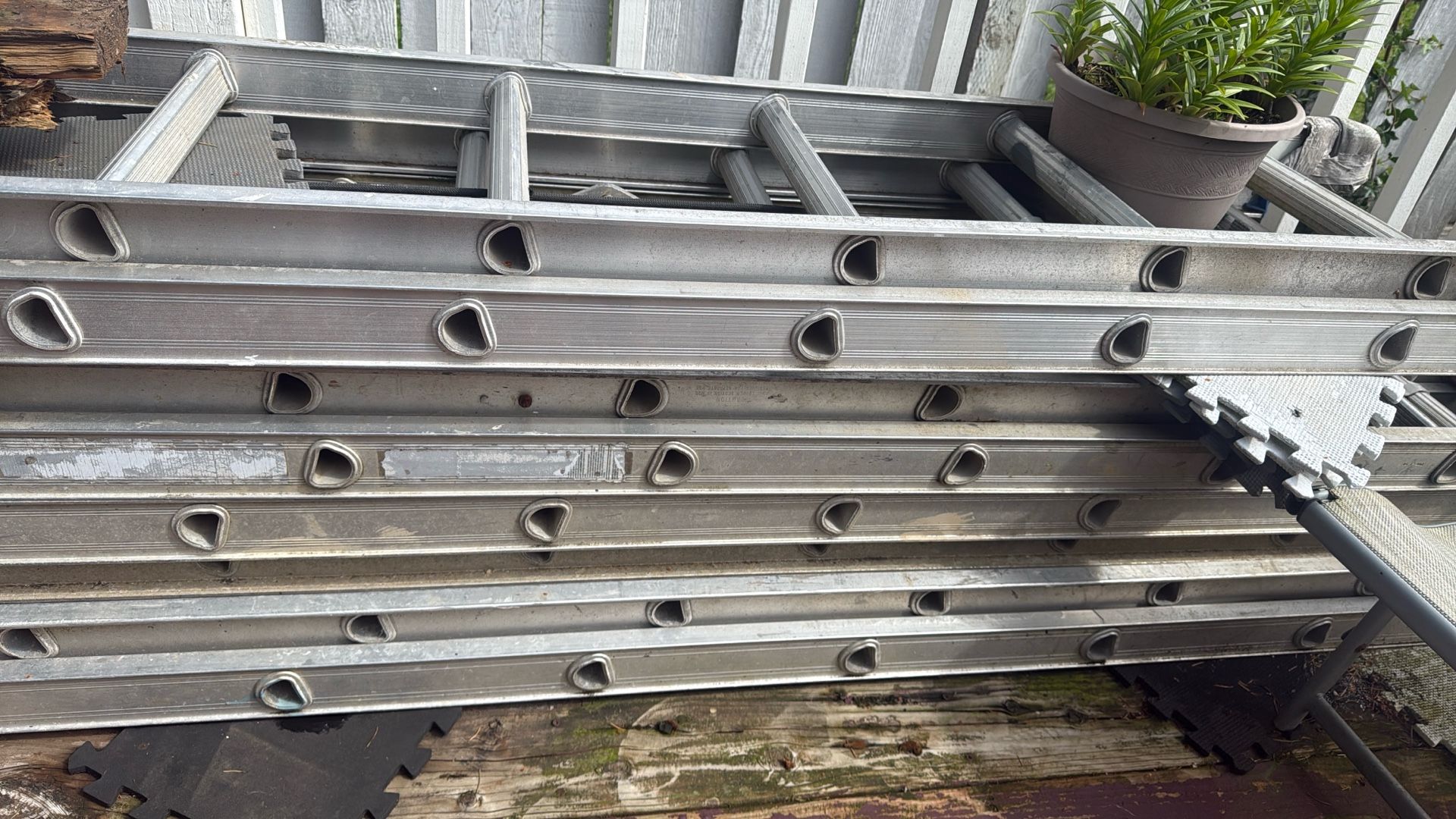 40 Ft And 32 Ft Used Ladders In Good Congratulations, They Are Just A Little Dirty, Cheap