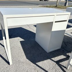 IKEA White Desk With Door 