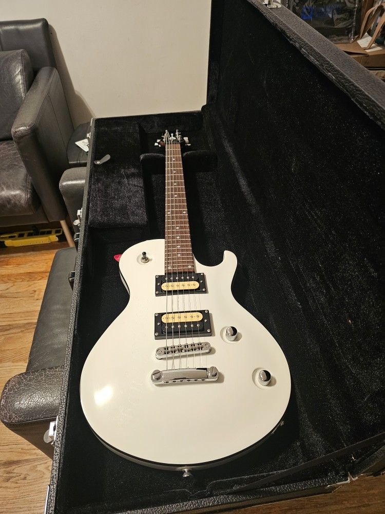 CHARVEL DS3 ELECTRIC GUITAR 