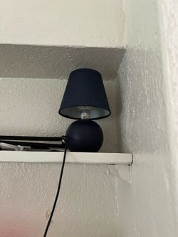 Table lamp