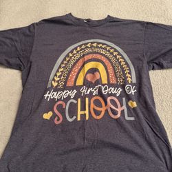 First Day Of School T Shirt (m) 