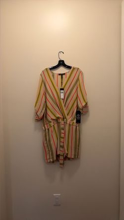 BCBGMAXAZRIA Romper Size L NEW With Tags ($298) Retail)