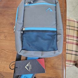Highland Outdoor Sling Bag