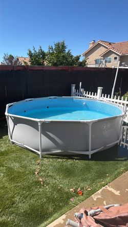 Above ground pool /Spa