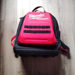 milwaukee backpack 