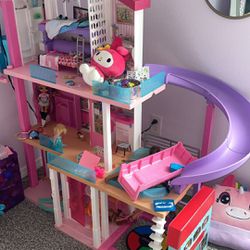 Barbie DreamHouse, Doll House Playset