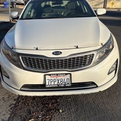 6000 Kia Optima Hybrid Clean Title  