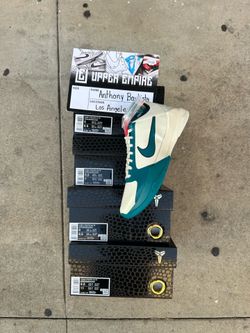 Nike Kobe 5 Caitlin Clark Coconut Milk Size 5 5.5 9.5