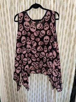 Women’s skull blouse