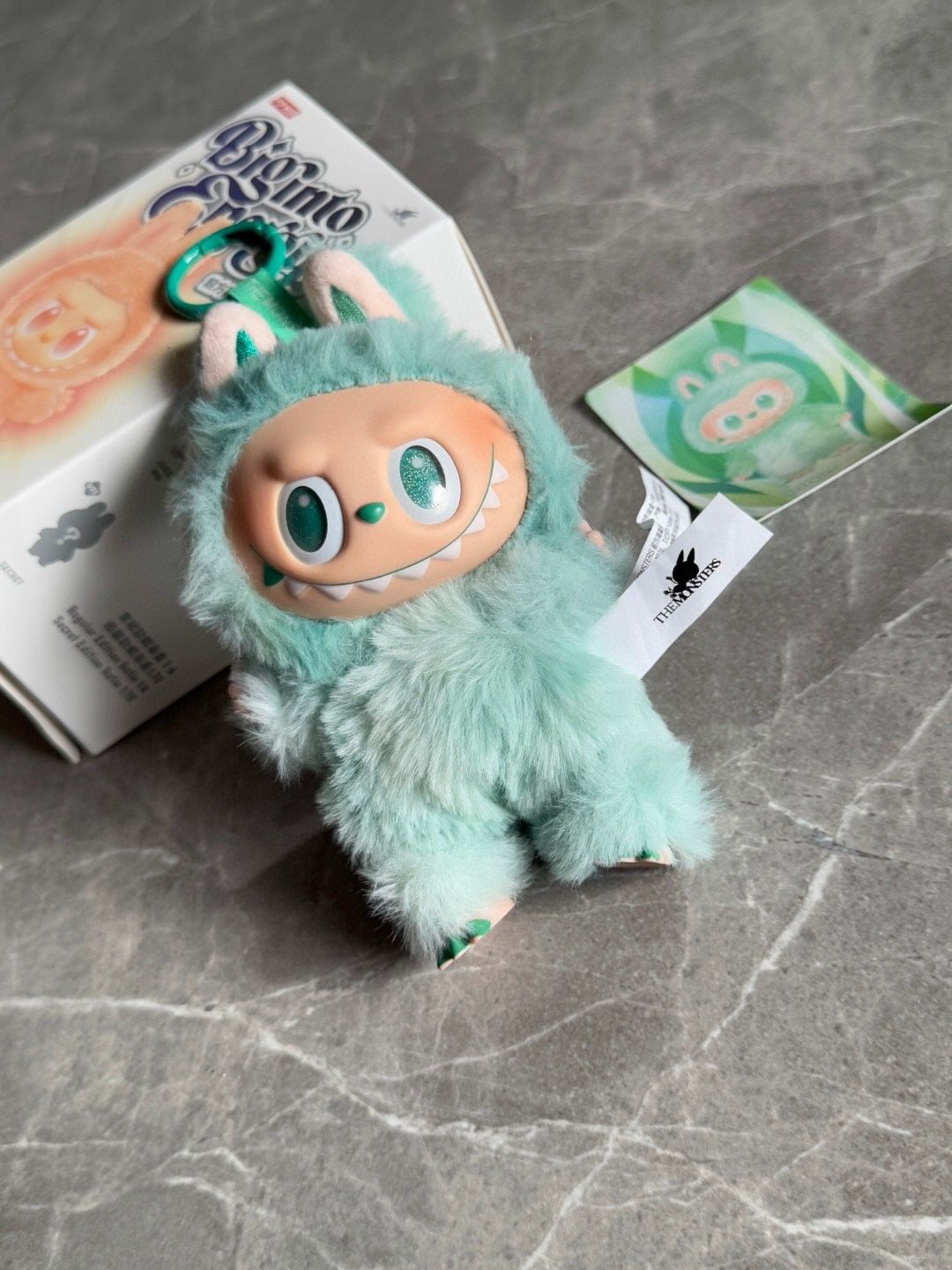 THE MONSTERS Labubu Calm Plush Doll Pendant(off195)