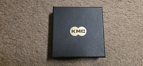 11 SPEED KMC ROAD BIKE CHAIN