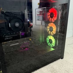 Gaming PC with Top-of-the-Line Specs