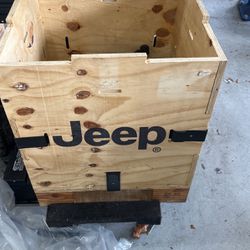 Jeep Lift Box. Great For End Table And Storage.