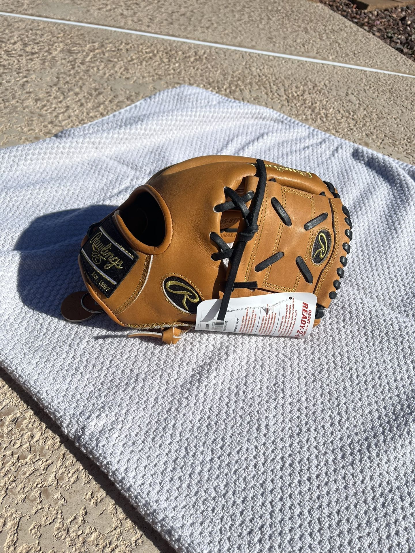 Rawlings Heart Of The Hide 11.75 Inch Baseball Glove Brand New