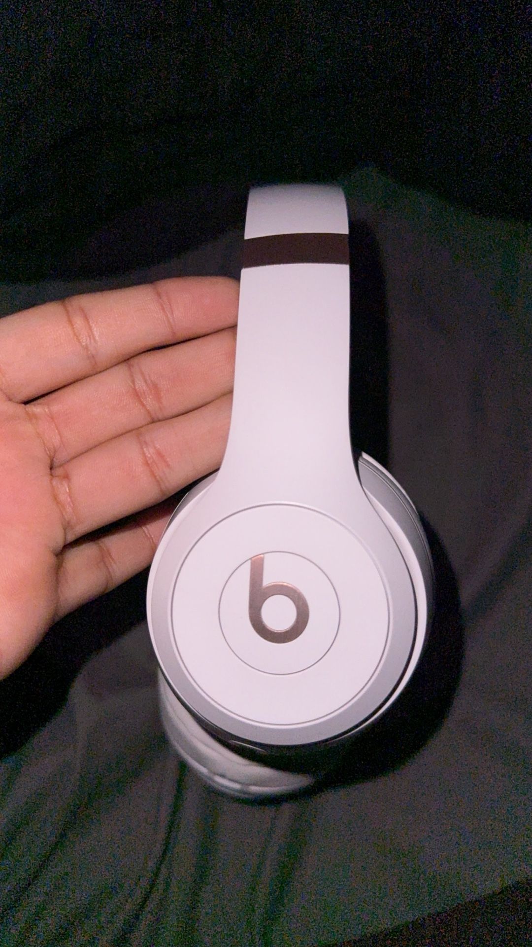Beats Solo 4