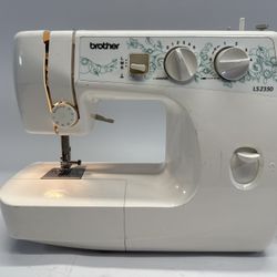Brother LS2350 White Portable Household Electronic Sewing Machine & Food Paddle