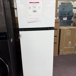 LG 8.6-cu ft Counter-Depth 22-in Wide Top-Freezer Refrigerator (White ) ENERGY STAR Certified