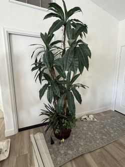 🌿 8-Ft Artificial Plant