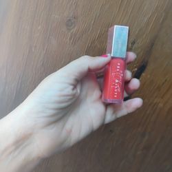 Frenzy Heat Beauty Hot Cherry Lip Gloss