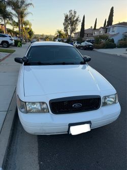 2004 Ford Crown Victoria