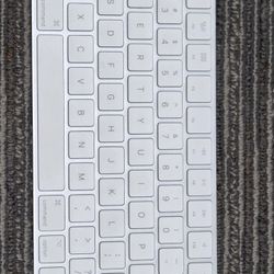 Apple keyboard Model A1644